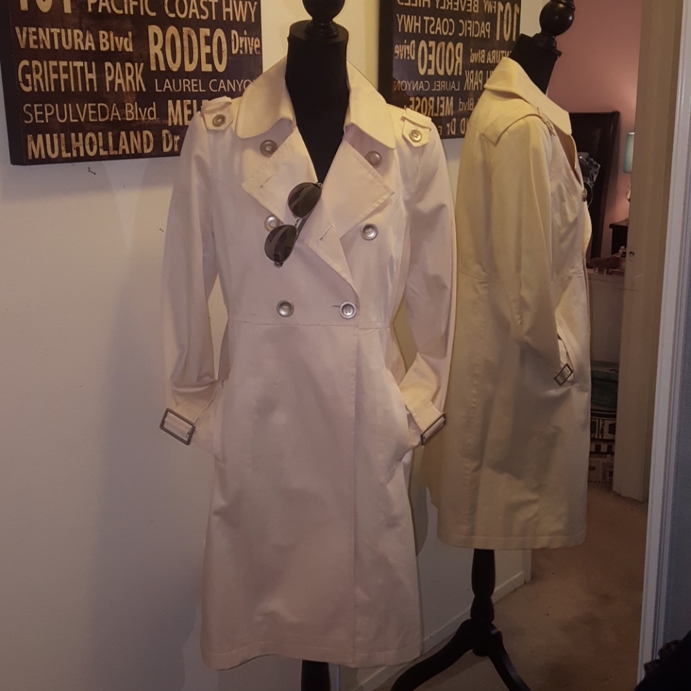 Trench coat